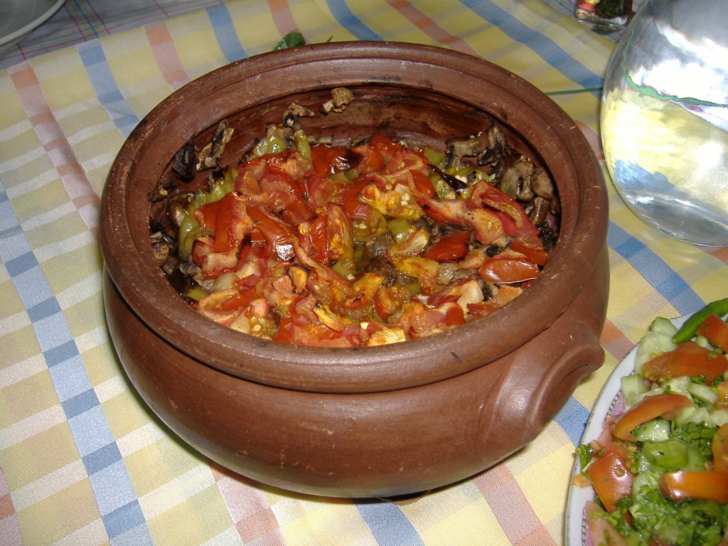 Güveç Güveç