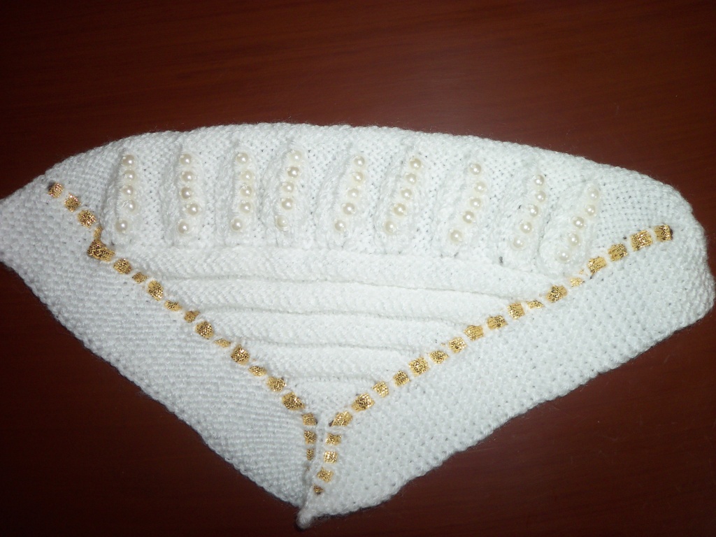 bebek battaniyesi inci işlemeli parça
