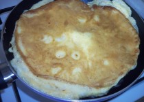 soğanlı kaşarlı omlet