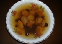 kayısı ve üzüm hoşafı