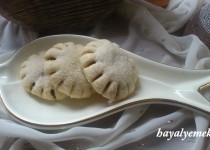 elmalı karanfilli kurabiye
