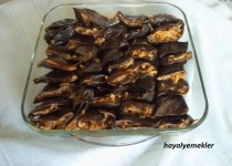 zeytinyağlı kuru patlıcan dolması