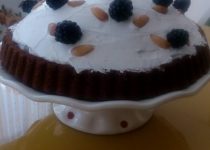 böğürtlenli tart pasta