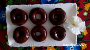 çikolatalı donut